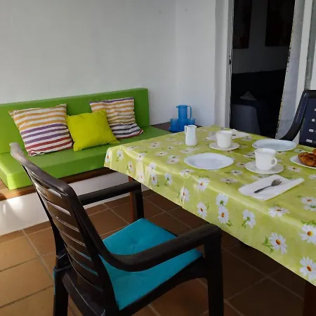 Appartement Family In With Garden And Shared Pool 60 M² *